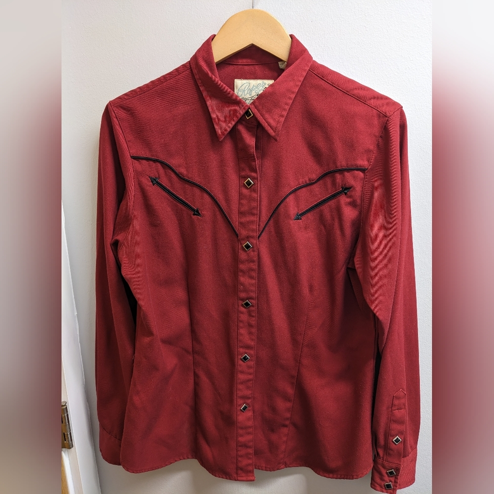 Roper Denver Womens Red Long sleeve Western Snap Shirt